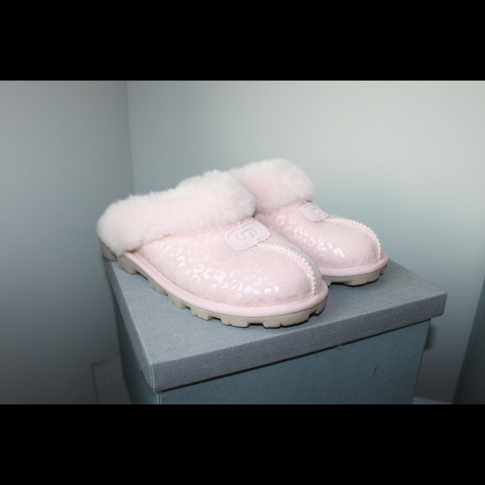 Blush Pink Ugg Slippers with sparkly effect